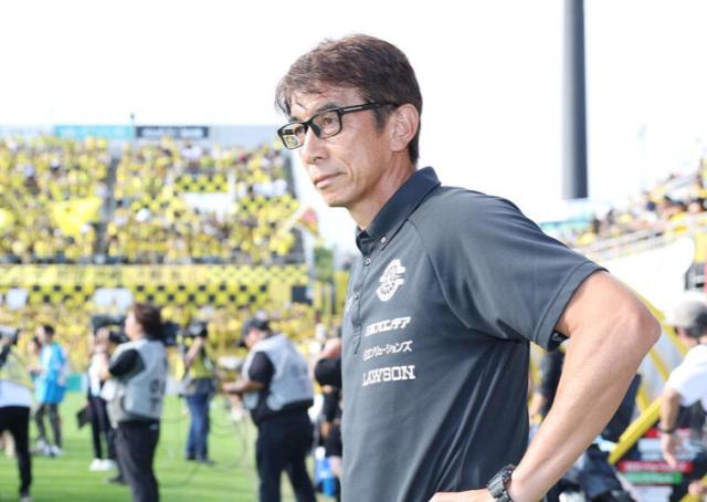 博鱼电竞官方app-柏太阳神官宣主帅卸任 挖三镇主帅欲踢进攻足球