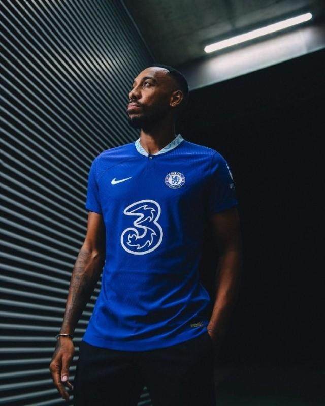 1662075007055068677.jpg zhen·aobameiyang.jpg